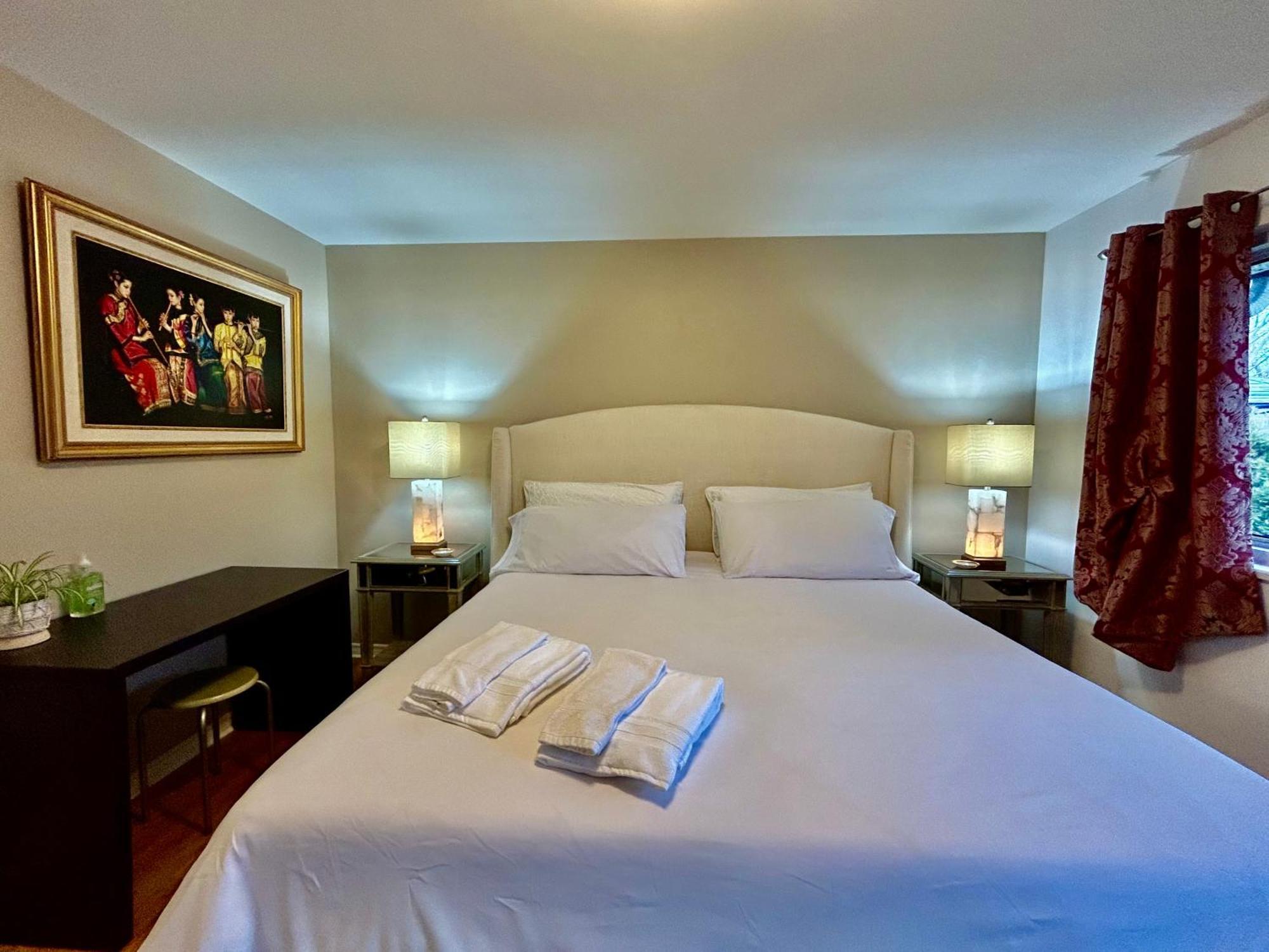 North Nanaimo Gem - Garden-View Room With Private Ensuite Exterior foto